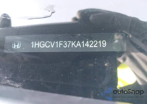 2019 Honda Accord Sport z USA, uszkodzony, nr VIN 1HGCV1F37KA142219